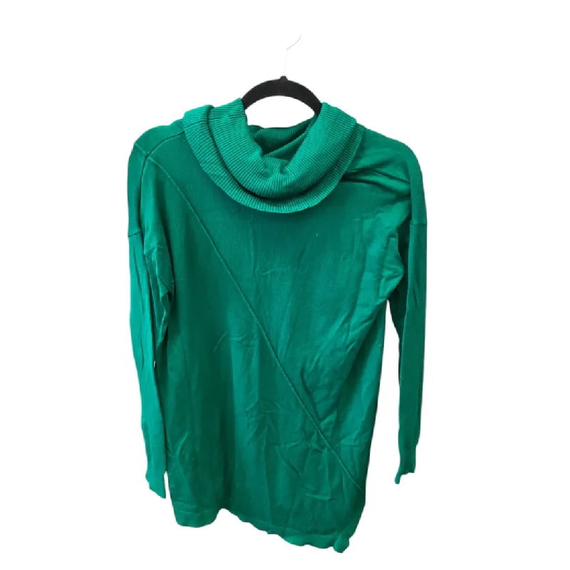 Top Long Sleeve By Cato In Green, Size: M