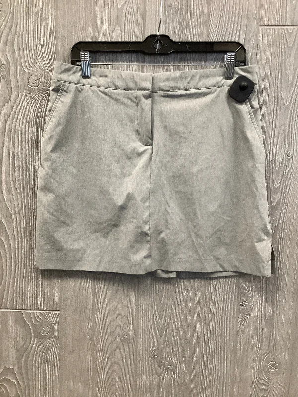 Skirt Mini & Short By Izod In Grey, Size: 6