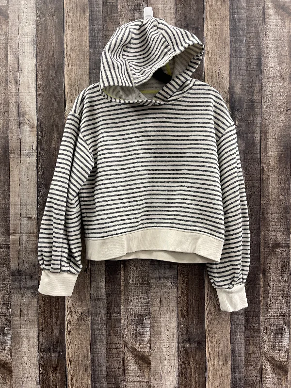 Sweatshirt Hoodie By Lou And Grey  Size: M