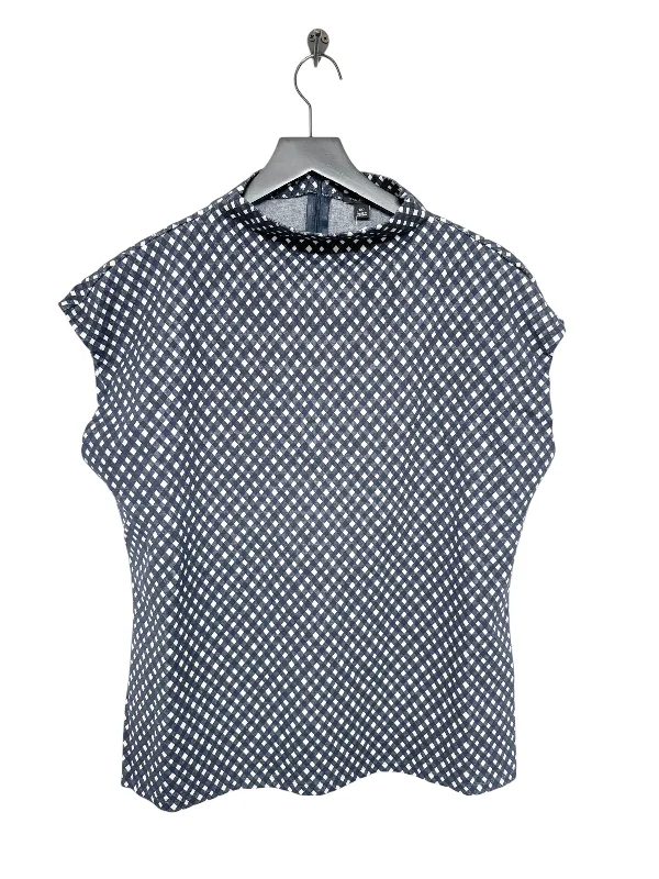 Top Short Sleeve By Ann Taylor In Blue & White, Size: Xxl