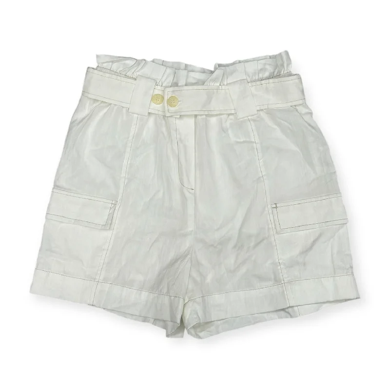 Shorts By Moon River In White, Size: Xs